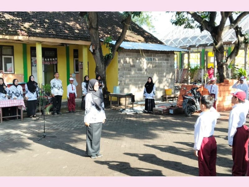 Memperingati Hari Guru Nasional